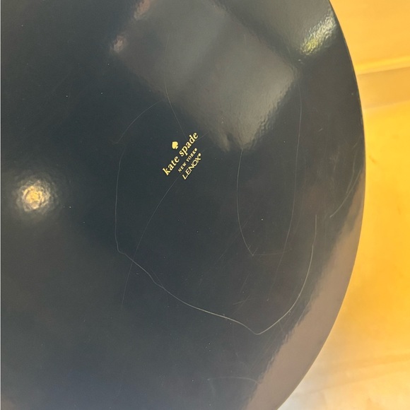 Rate Lenox Kate spade tin cake carrier 10” cake by the slice let them eat cake - Picture 11 of 16